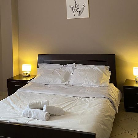 Cloud8 Apt With Castle View, 7Km From The Beach Lezhë Esterno foto
