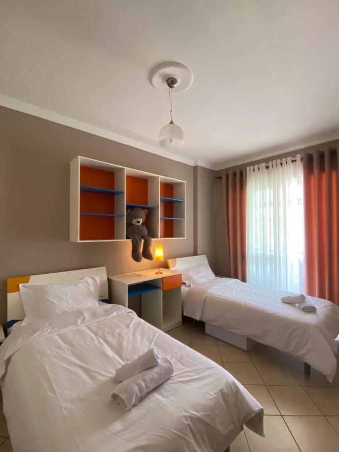 Cloud8 Apt With Castle View, 7Km From The Beach Lezhë Esterno foto