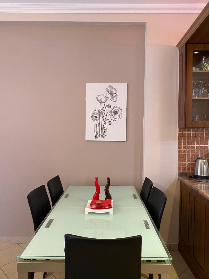 Cloud8 Apt With Castle View, 7Km From The Beach Lezhë Esterno foto