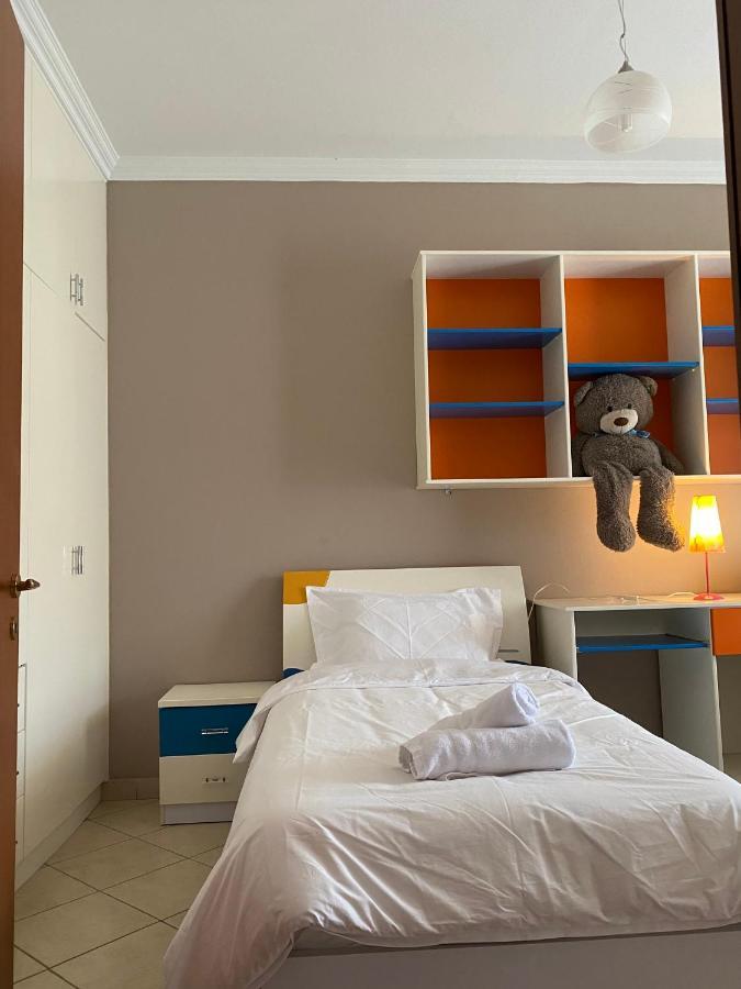 Cloud8 Apt With Castle View, 7Km From The Beach Lezhë Esterno foto