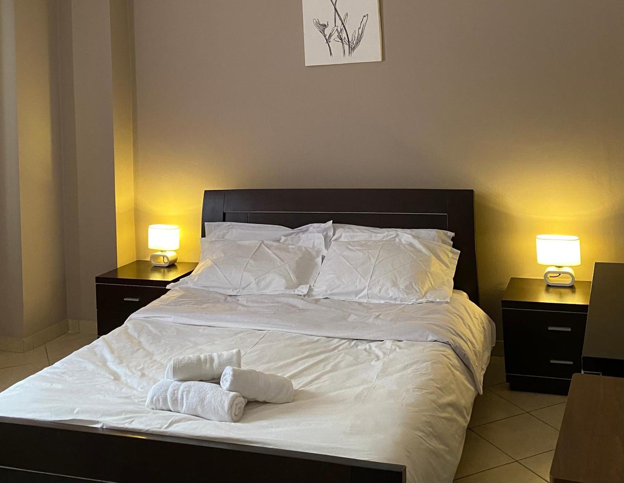 Cloud8 Apt With Castle View, 7Km From The Beach Lezhë Esterno foto
